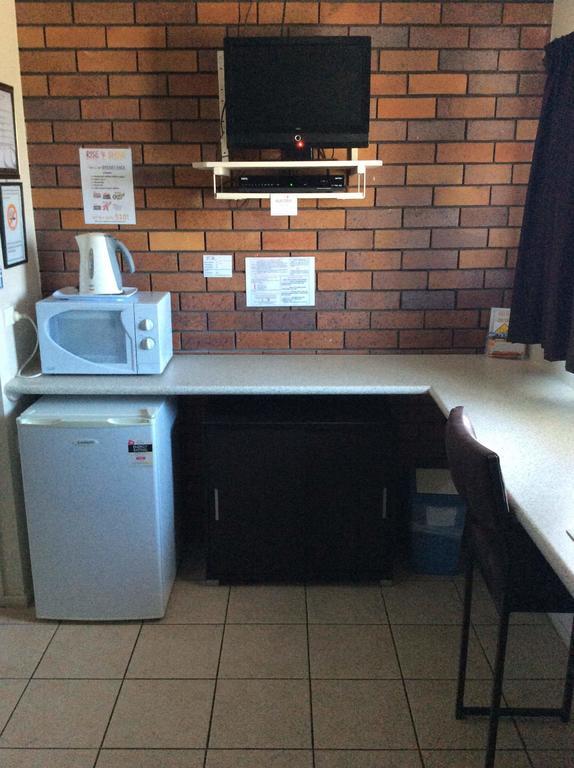 The Gallery Motor Inn Dalby Room photo